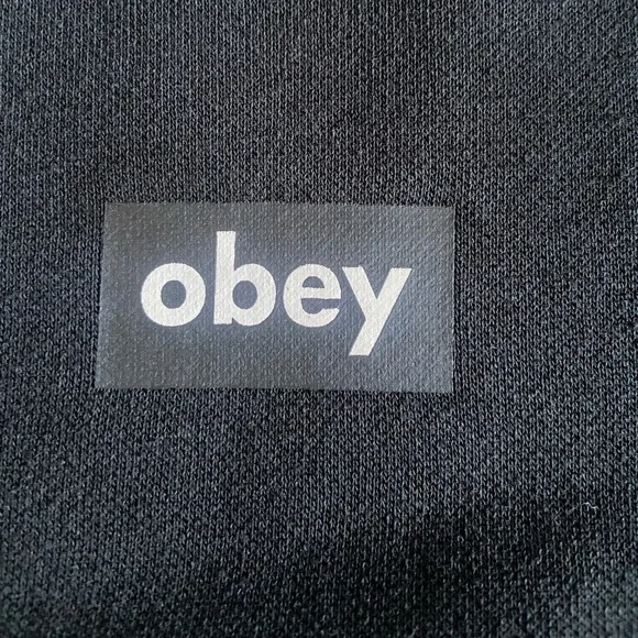 Obey Men's Black Tab Crewneck Sweatshirt Sz M Streetwear, skateboard, punk - Picture 3 of 5